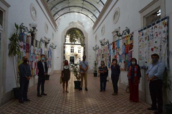 112468 exposio mantas solidrias1 112468 exposio mantas solidrias1