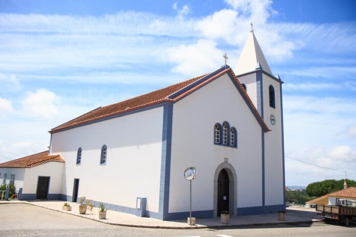 112526-20170602cmo3244edited-696×464