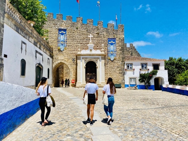 112890 living 112890 living