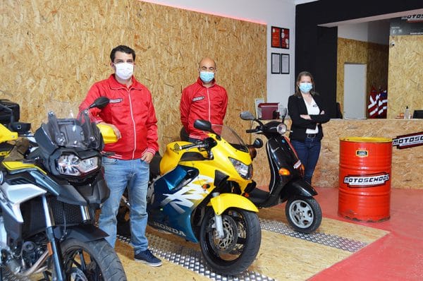 114203 escola de motas