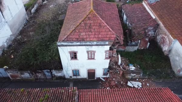 derrocada1 1 derrocada1 1