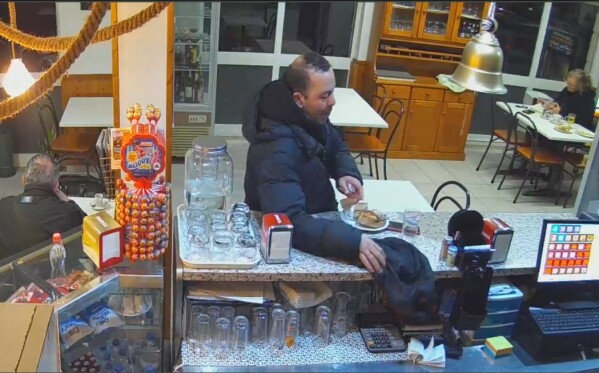 furtodinheiroraspadinhas1