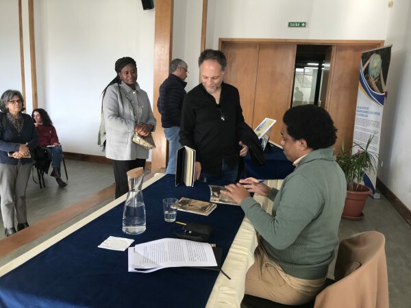 livro roberto saraiva